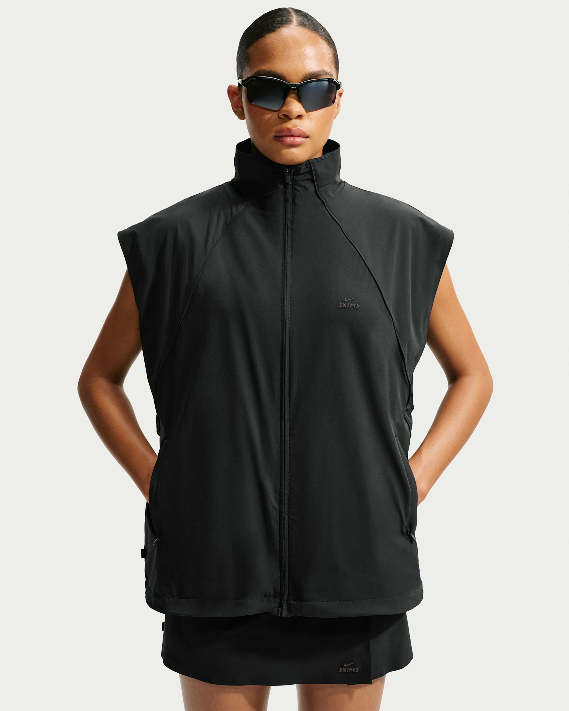NikeSKIMS Stretch Nylon Women's Oversized Vest. Nike JP